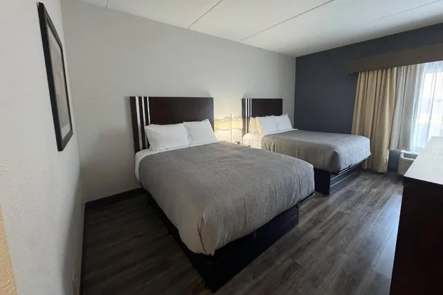 غرفة داخلية رباعية بسريرين كوين، Quality Inn Chattanooga Hamilton Place 2/7