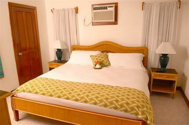 2 Bedrooms, Suite, Queen and Twin Beds, Ocean Front, Sofa، The Palms Oceanfront Suites 1/3