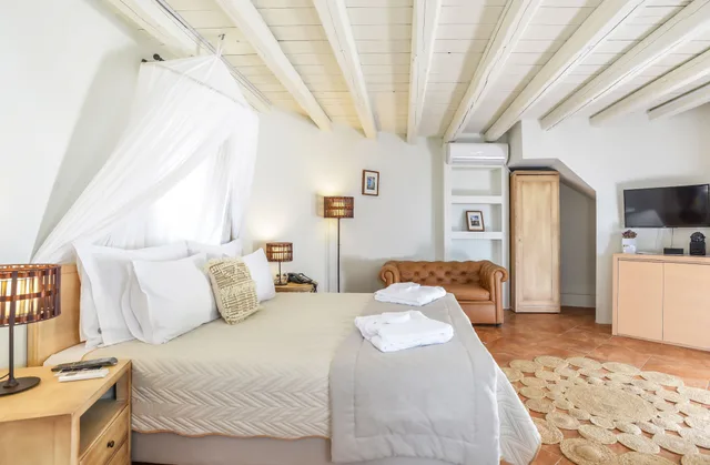 Windmill, Suite, Queen and Twin Beds, Two Story، Varos Village Boutique Hotel 1/3