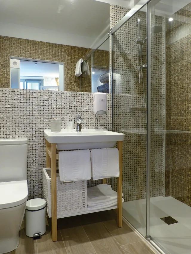 غرفة ديلوكس بسريرين منفصلين، Pensión Luxury Lo Bilbao 4/6