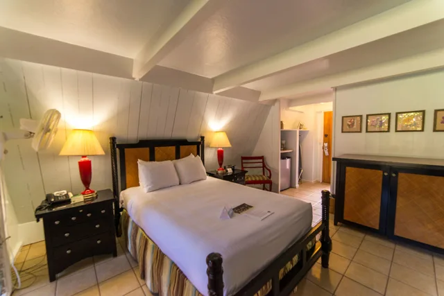 غرفة بسرير كينج بإطلالة على الحديقة، Hotel Moloka I 2/5