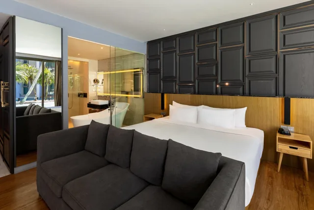استوديو بسرير كينج، Wyndham Grand Nai Harn Beach Phuket 1/5