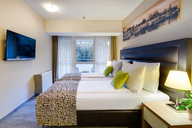 غرفة بريميوم بشرفة، Hotel Pinija 4/9