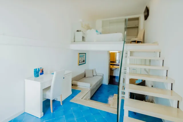 Junior Suite, Garden View, Continental Mare 6/10