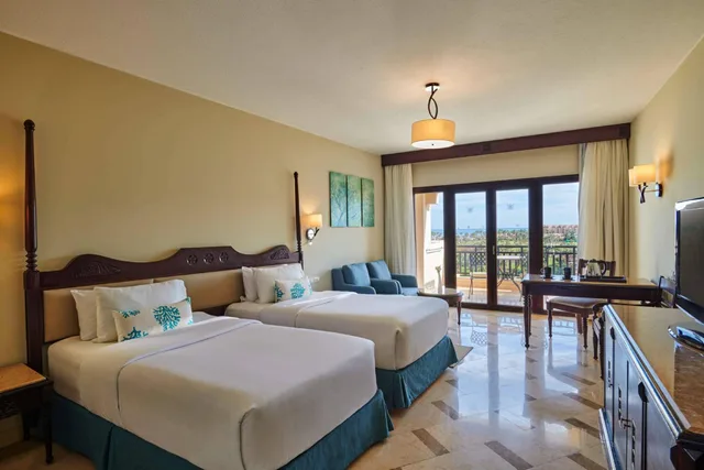 جناح إليت بسرير كينج، Steigenberger ALDAU Beach Hotel 2/2