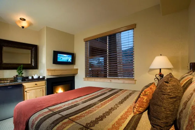1 Bedroom, Suite, Silverado Lodge 9/10
