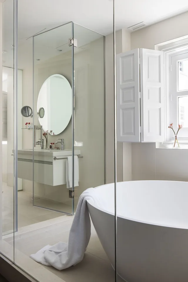 Red Level, Penthouse Suite, Twin Beds, Palacio de Los Duques Gran Melia 4/5