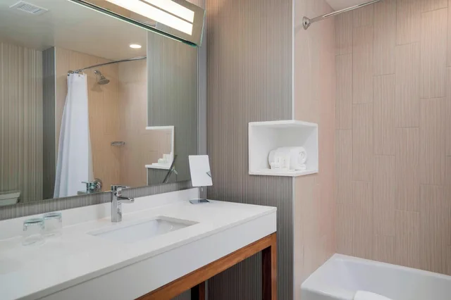 Studio, Multiple Beds, Accessible، Courtyard by Marriott Niagara Falls, USA 5/6