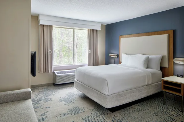جناح بسرير كوين لذوي الإعاقة، SpringHill Suites by Marriott Atlanta Alpharetta 1/6