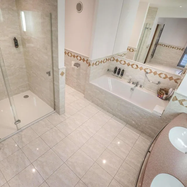 جناح رئاسي بسرير مزدوج، Mercure Poznan Centrum 5/7