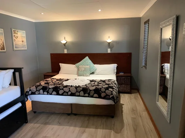 غرفة أساسية بسرير كينج، Monte Christo Country Lodge 2/3