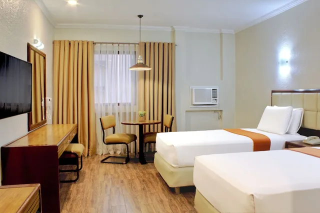 غرفة ديلوكس بسريرين منفصلين، Rothman Hotel 1/10