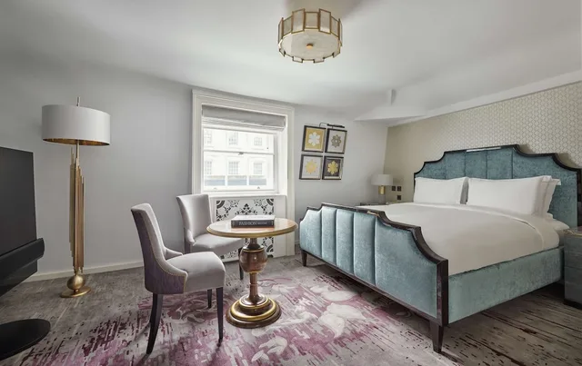 2 Bedrooms, Town House, 2 King Beds، Great Scotland Yard Unbound Collection By Hyatt 1/2