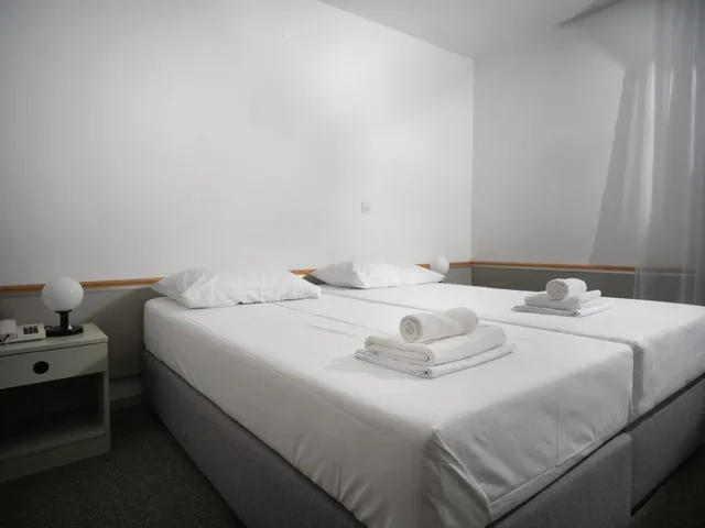 غرفة اقتصادية بسرير مزدوج أو سريرين منفصلين بشرفة، Hotel Miran Pirovac 1/10