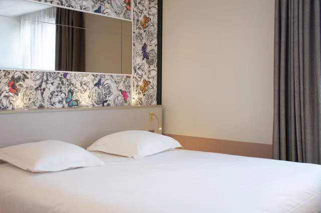 Connecting, Family, Brit Hotel Nantes La Beaujoire - L Amandine 3/6