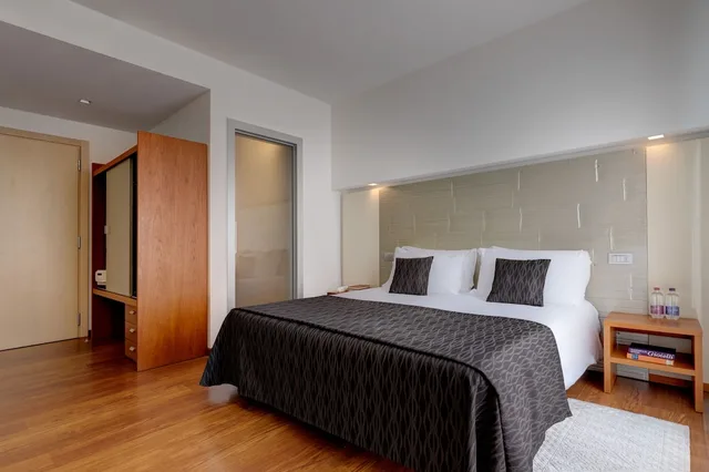 غرفة ثلاثية بسرير مزدوج وسرير فردي، Park Hotel Ermitage 1/8