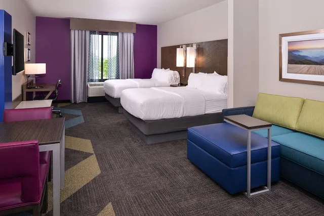 Suite, 2 Queen Beds, Accessible, Holiday Inn Express Suites Bryant Benton Area 1/4
