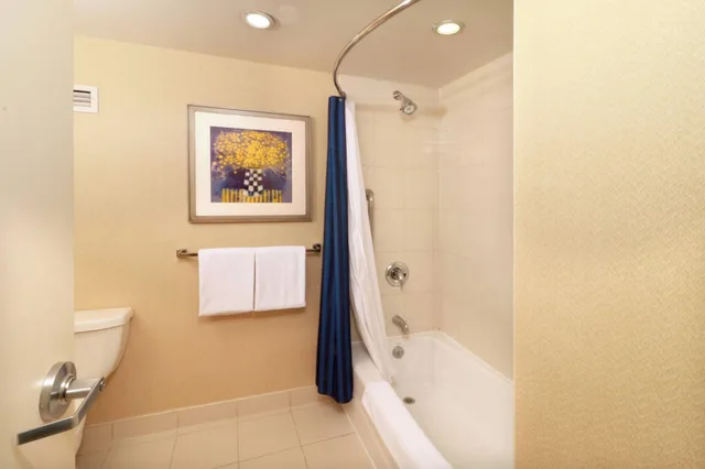 جناح بغرفة نوم واحدة، Courtyard by Marriott Monterrey San Jeronimo/Valle 10/10