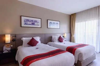 Deluxe Room (City View), Deevana Plaza Phuket Patong 1/2