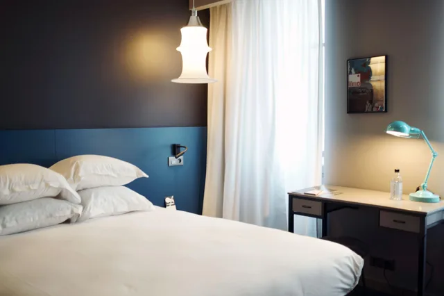 غرفة ديلوكس بسرير مزدوج، Alex Hotel 5/8