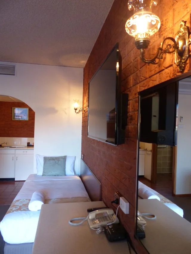 استوديو بسرير كينج وسرير فردي لذوي الإعاقة، Best Western Meramie Motor Inn 4/5
