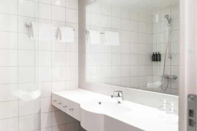 غرفة قياسية بسرير كوين، Home Hotel Bryggeparken 9/9