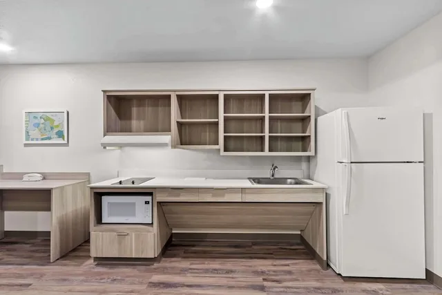 جناح بسرير كينج لذوي الإعاقة، WoodSpring Suites Gilbert - Mesa Gateway Airport 2/4