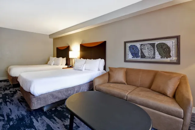 غرفة بسريرين كوين مع أريكة، Fairfield Inn Suites by Marriott Atlanta Kennesaw 7/9