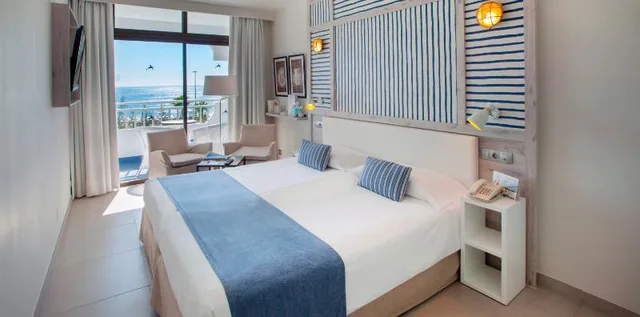 غرفة ديلوكس بسريرين منفصلين بإطلالة، Corallium Beach Hotel by Lopesan Hotels - Adults Only 1/1