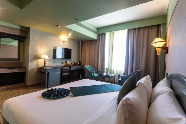 Special, Superior, King Bed, Accessible، THE INTERNATIONAL HOTEL 1/2