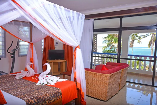 غرفة ديلوكس بسرير مزدوج بإطلالة على البحر بشرفة، Ocean View Nyali Boutique 4/10