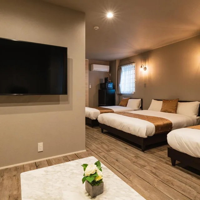 غرفة قياسية ثلاثية، Grand Base Nagasaki City 6/10