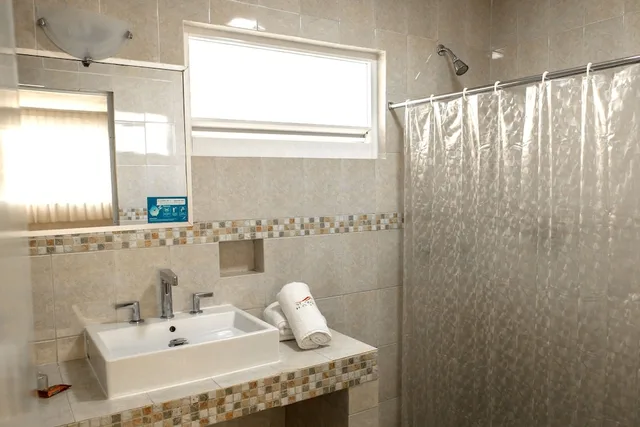 Standard, Single, King Bed, St George Hotel 5/5