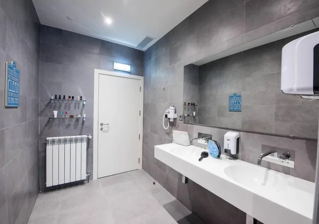 Private, 6 Bunk Beds، Bluesock Hostels Porto 4/4