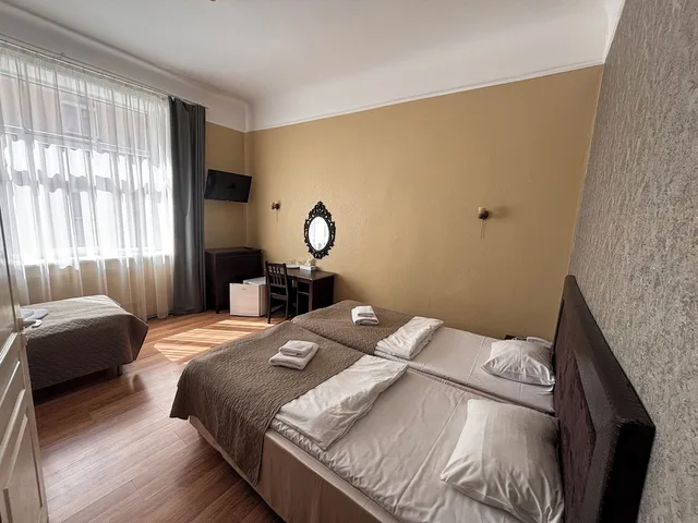 غرفة ثلاثية بثلاثة أسرّة، Viktorija Hotel 8/10