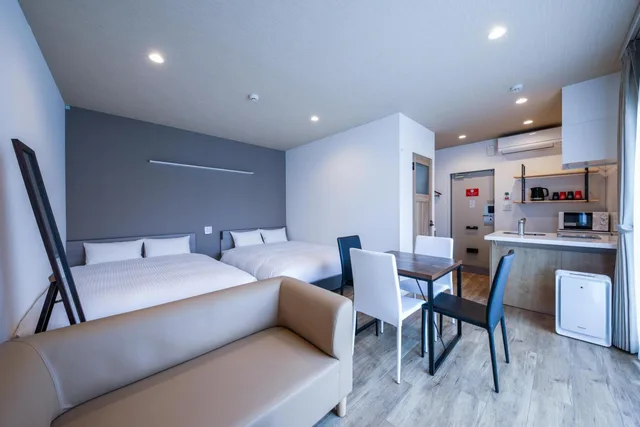 غرفة رباعية بسريرين مزدوجين بمطبخ، Hotel R9 The Yard Miyakojima 1/1