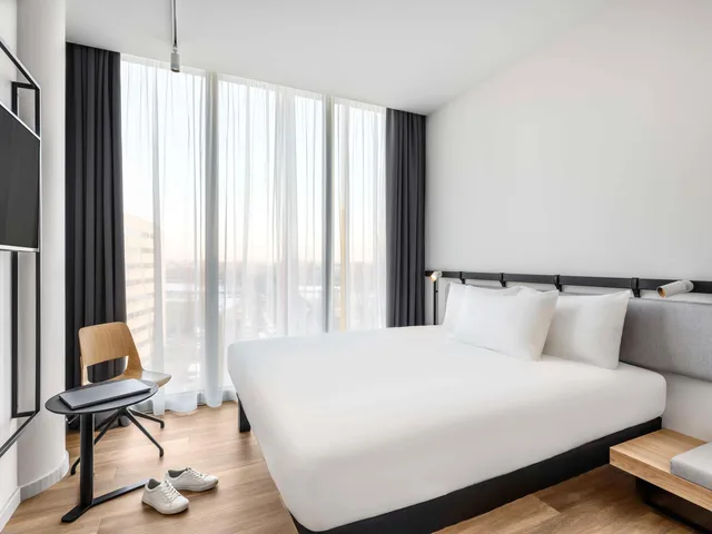 غرفة بسرير كوين، ibis Budapest Stadium 3/5