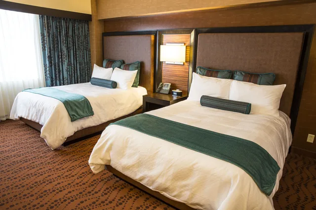 غرفة سوبيريور بسريرين كوين، Akwesasne Mohawk Casino Resort 1/2