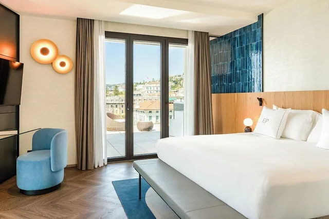 جناح بسرير كينج بإطلالة على البحر بشرفة، Hotel Europa 1/6
