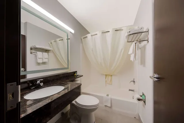 غرفة بسرير كينج، Best Western Seaworld San Antonio 5/5
