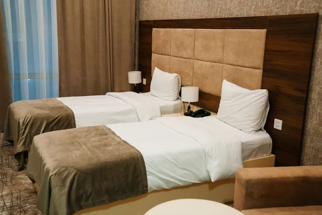جناح عائلي بسرير كينج وسريرين منفصلين بإطلالة على المدينة بغرفتي نوم، The Clocktower Hotel 6/10