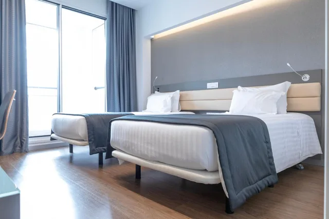 Renovated, Twin Beds، Alif Campo Pequeno 2/6