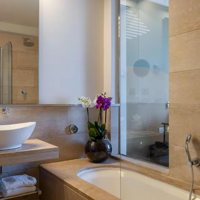 غرفة بسرير فردي بإطلالة على المدينة، DoubleTree by Hilton Florence Metropole 7/8