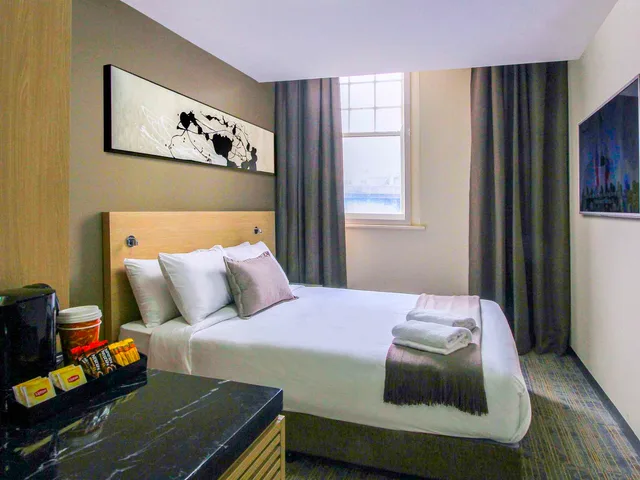 غرفة بسرير كوين، IBIS BUDGET MELBOURNE CBD 3/5