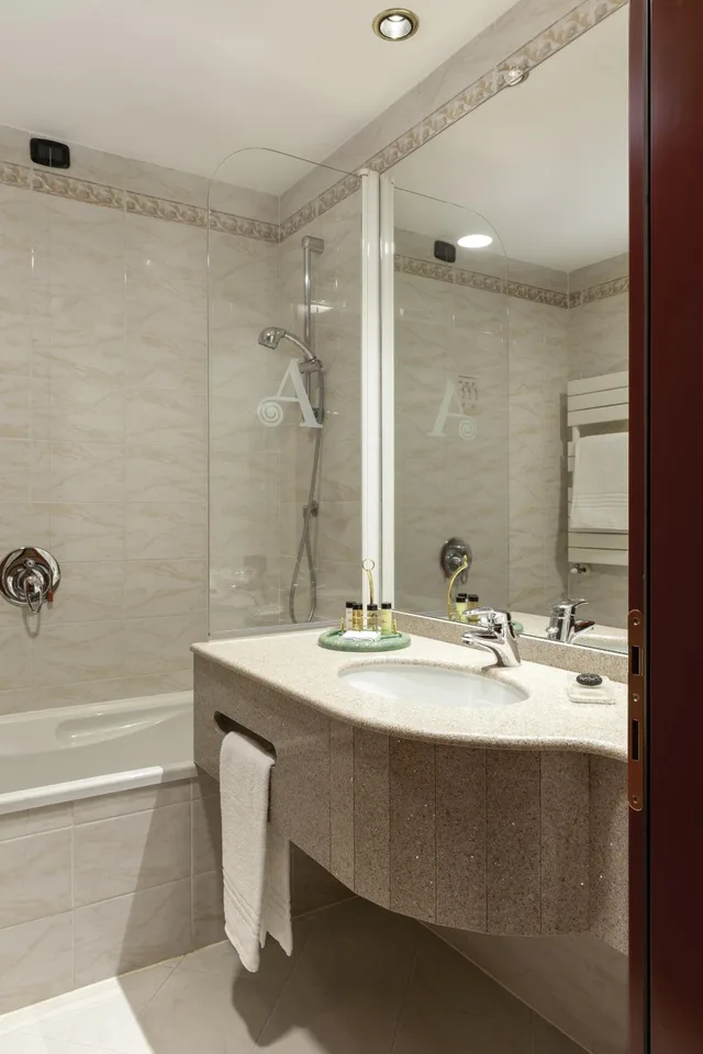 غرفة قياسية ثلاثية، Agora Palace Hotel 6/6