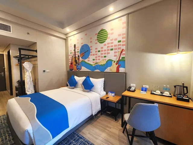 غرفة ركنية ديلوكس بسرير كوين، Mercure Mactan Cebu 3/5