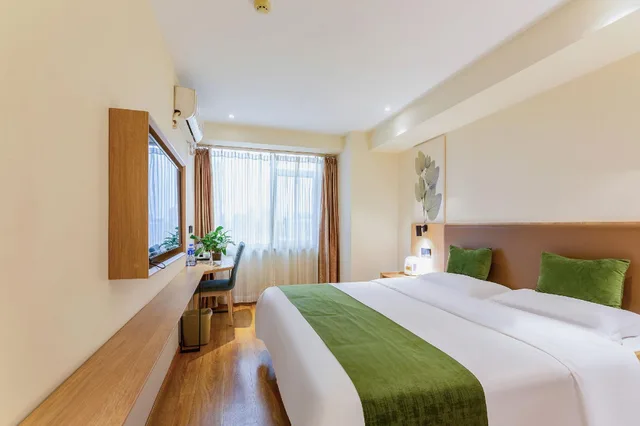 غرفة سوبيريور بسرير كينج وسرير كوين، GreenTree Inn Handan Train Station Express Hotel 1/2
