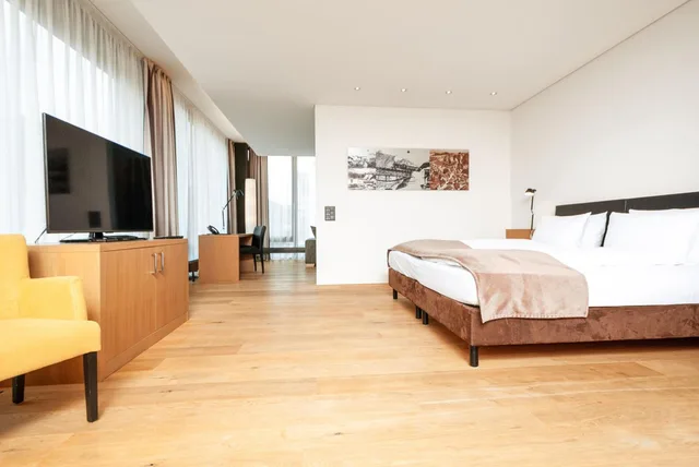 Deluxe, Apartment, Single Bed, Sauna, Sihlpark Hotel 1/2