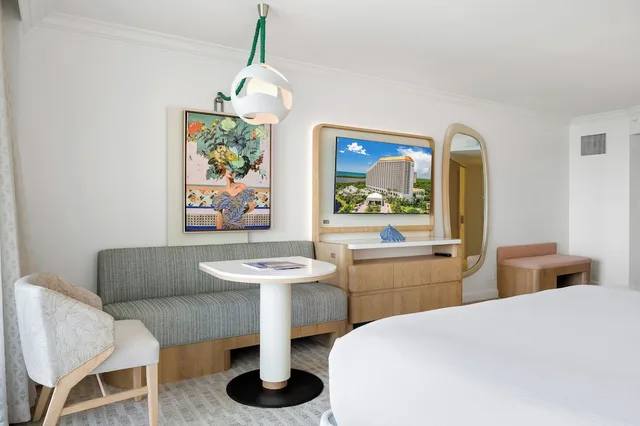 Room, King Bed, Gulf View، Signia Hilton Naples Grande Beach Resort 3/10