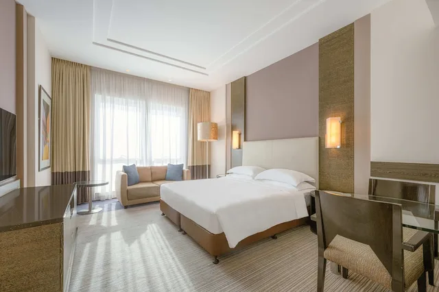 1 Bedroom, Suite, King Bed, Smoking, Four Points by Sheraton Al Ain 1/5